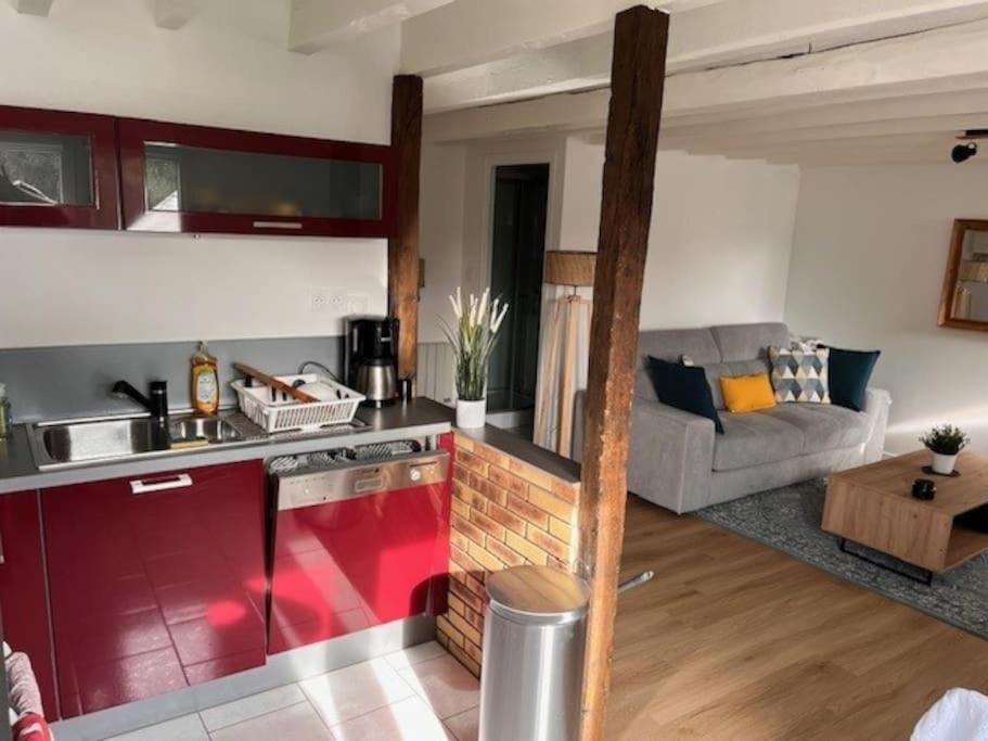 Appartement Calme Entre Ville Et Circuit Льо Ман Екстериор снимка